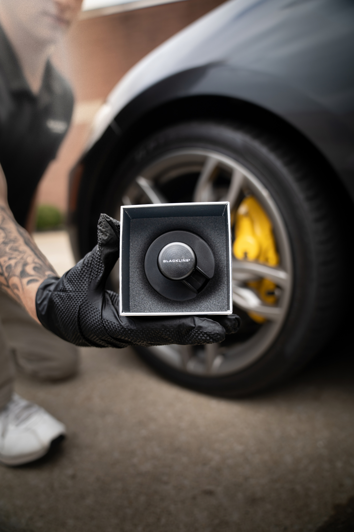 Blackline® Tire Shine Applicator Brush